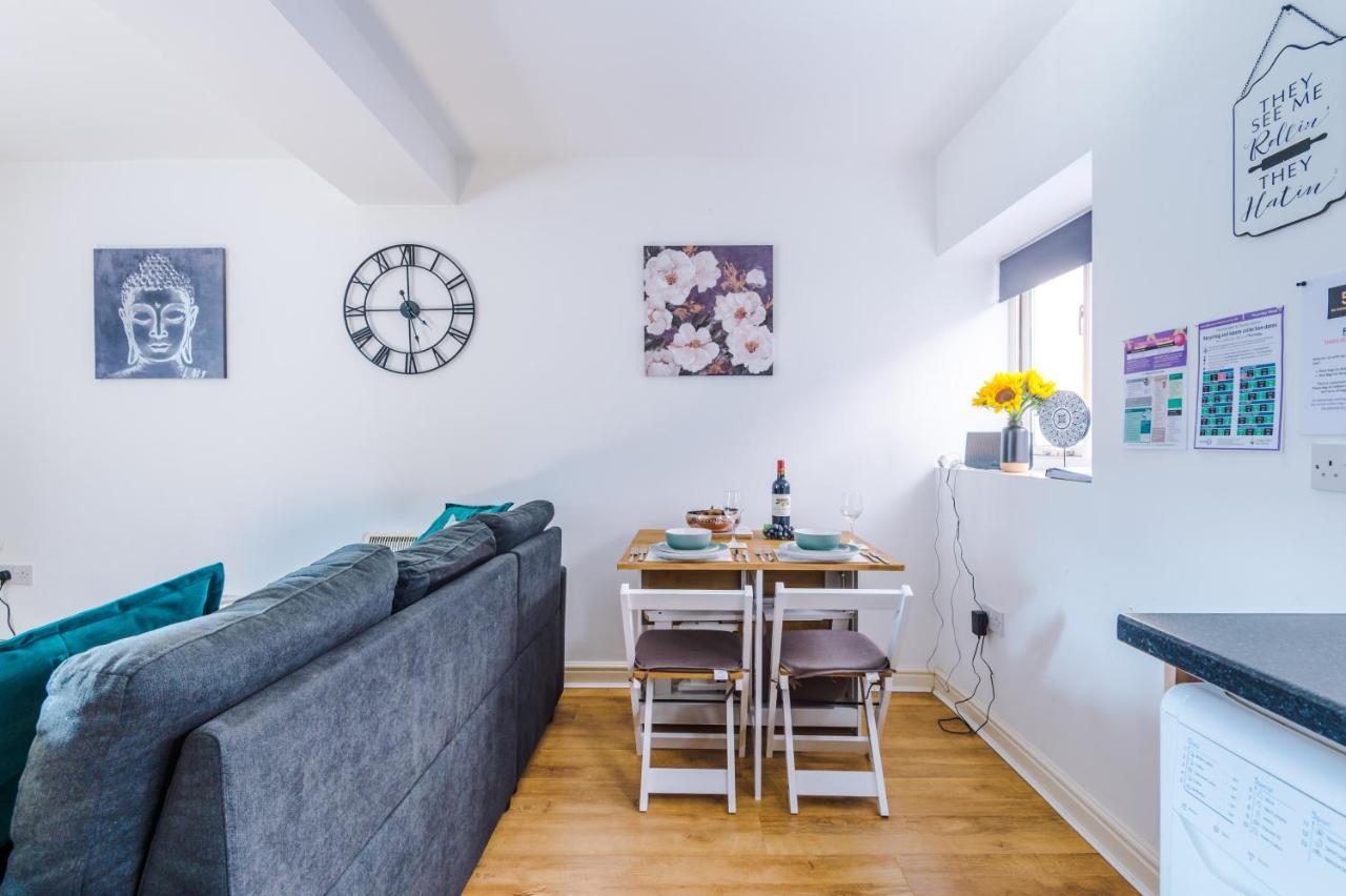 Stylish Chester City Centre Apartment By 53 Degrees Property, Ideal For Couples & Business Professionals - Sleeps 4 Exteriér fotografie